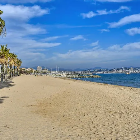 L'aetius By Interhome Διαμέρισμα